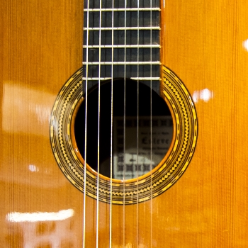 Classical Guitar Strings example